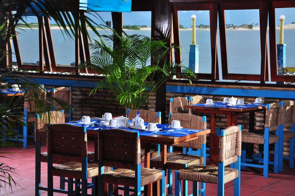 Ilha Praia Hotel Camocim Exterior photo